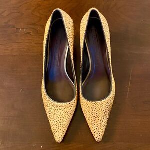 NWOT Antonio Melani Fur Animal Print Pointed Toe Heels, Size 5.5